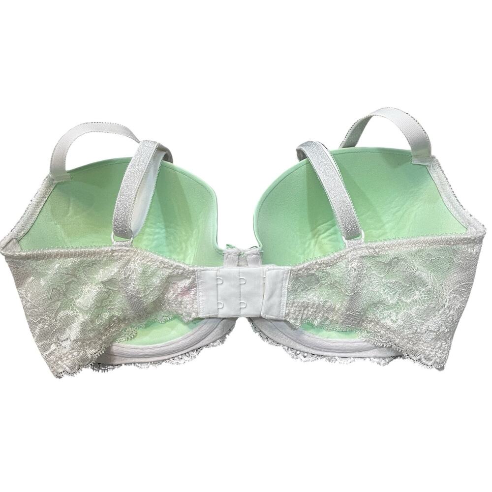 Victoria's Secret NWT Dream Angels Lace Bra and Panty Set Green Shimmer 32DDD/S - Picture 3 of 8